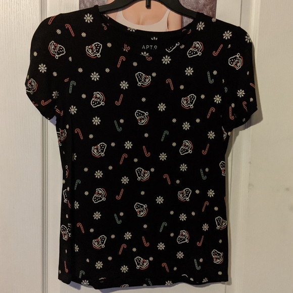 Apt 9 Christmas Santa, Candy Cane, & Snowflakes Short Sleeve Black T-shirt - Picture 1 of 7